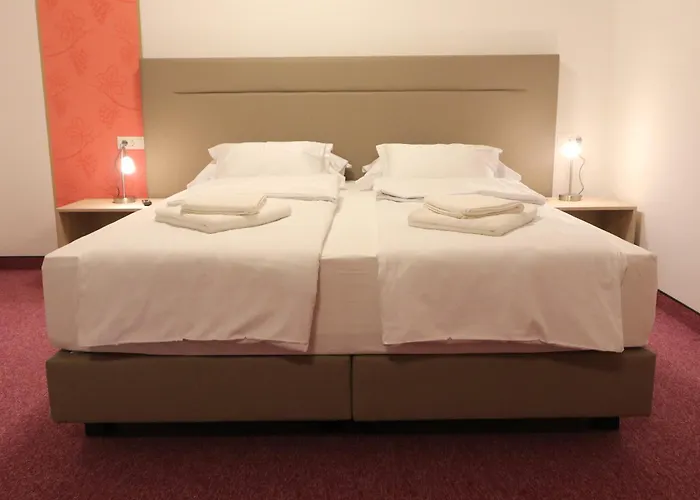 Vinotel Brzica Aljmas